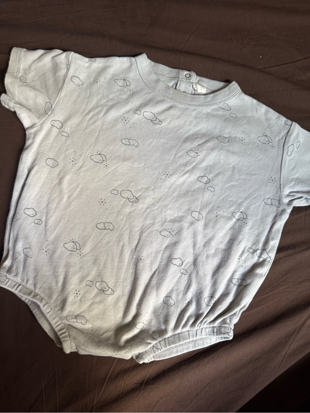 Rylee + Cru Light Blue Gray Cloud Print Short Sleeve Romper